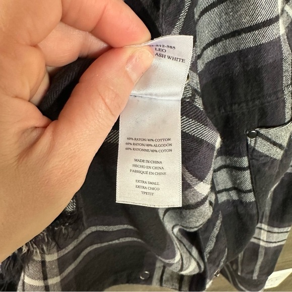 Rails Leo Button Down Top in Black Ash White XS - Picture 7 of 8